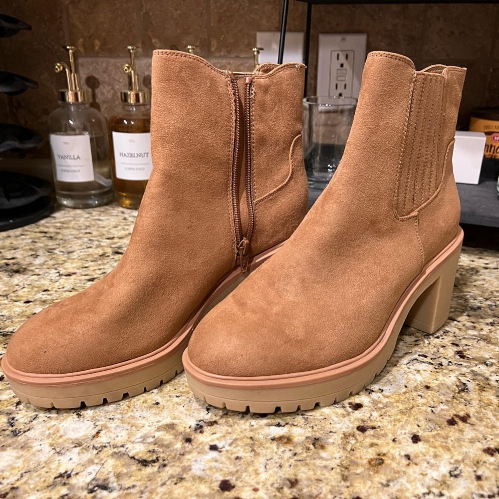 Fall Memory Foam Universal Threads Boots New With… - image 2